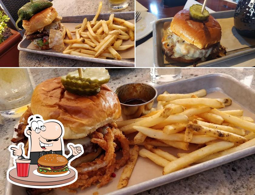Bar Louie in Tustin Restaurant menu and reviews