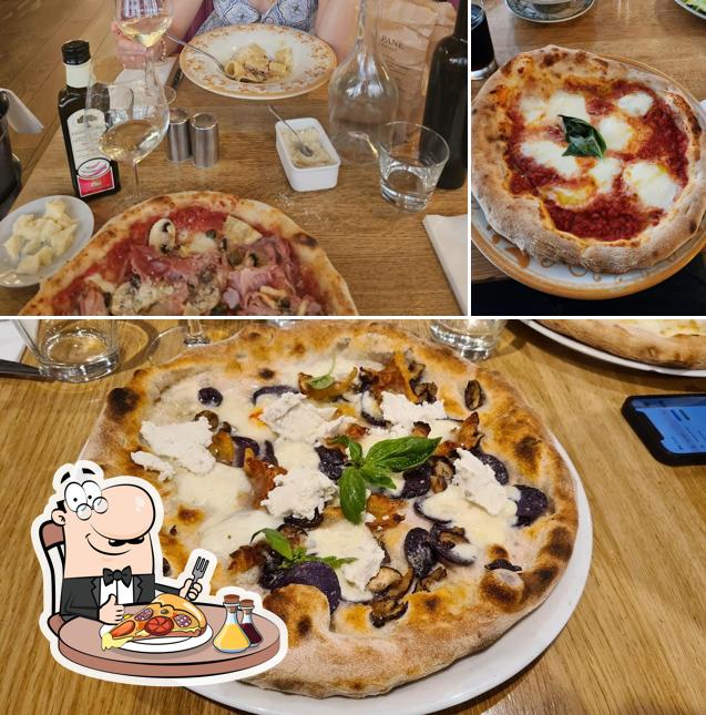 Essayez des pizzas à EATALY PARIS MARAIS