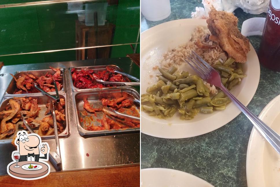 Food at Pop Bellies Country Buffet