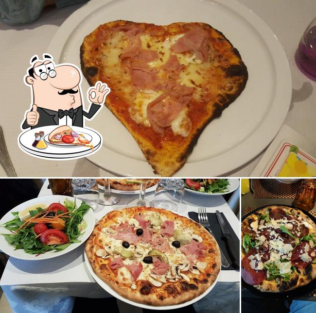 A Pizzeria Casa Nonna, vous pouvez prendre des pizzas