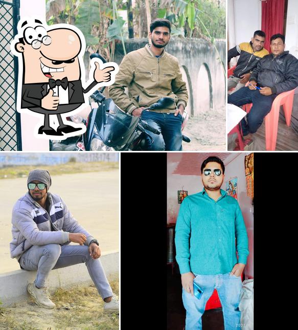 Apna Adda.