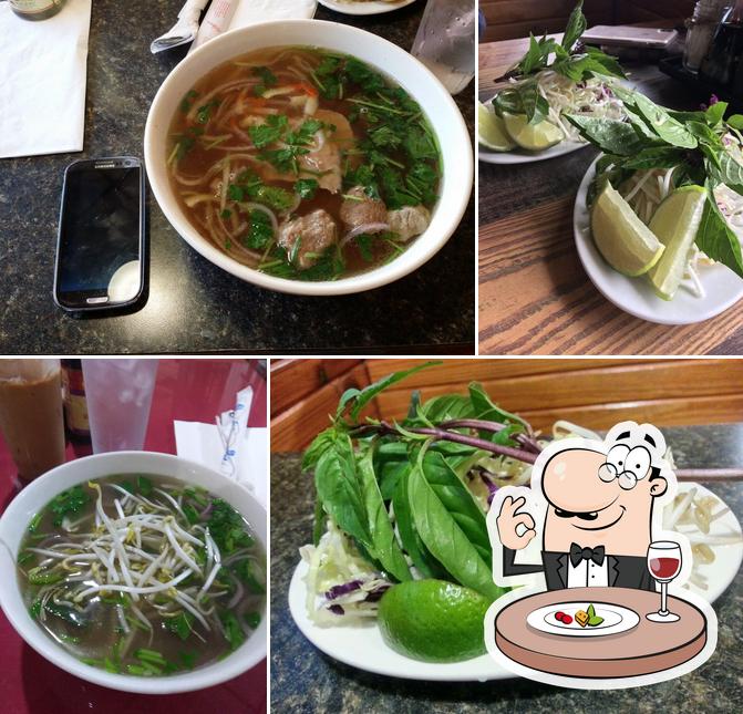 Pho Four Seasons, 3690 College St in Beaumont - Restaurant menu and reviews