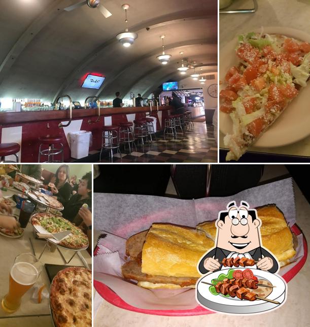 Quonset Pizza in Waukegan Restaurant menu and reviews