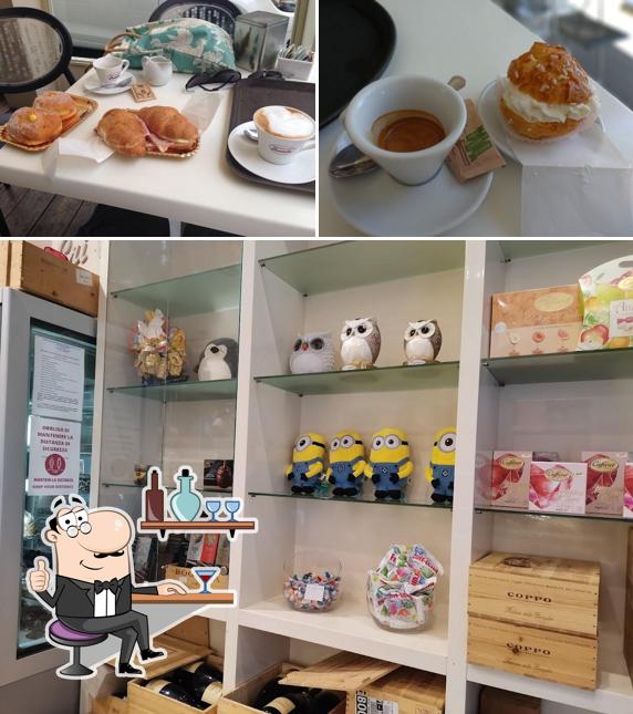 Bar Pasticceria Enoteca Cristallo si caratterizza per la interni e bevanda