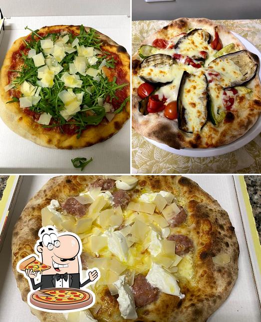 Prova una pizza a Caffe' della Villa - Bar e Pizzeria