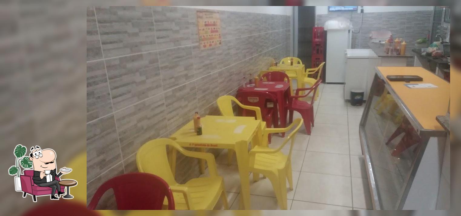 Pastelaria e lanchonete parada obrigatório