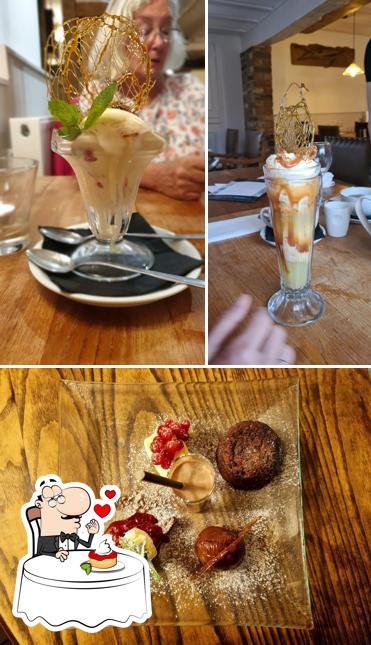 The Lion, Tredington provides a variety of desserts