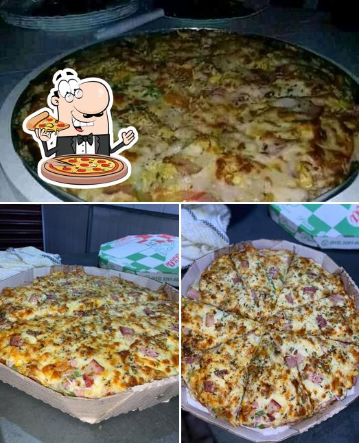 Peça diversos tipos de pizza