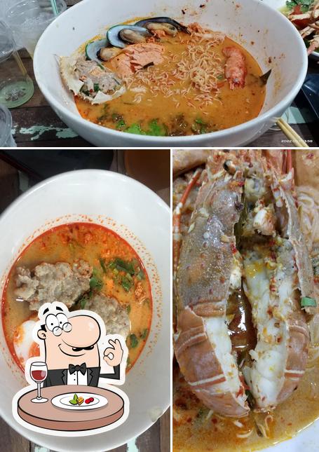 Pe Aor Tom Yum Kung Noodle Restaurant Bangkok Restaurant Reviews