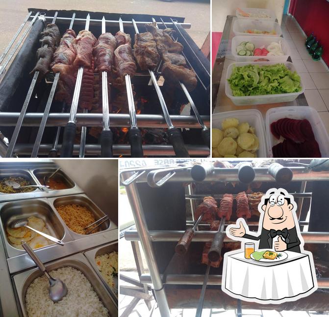 Comida em Churrascaria Deus É Fiel