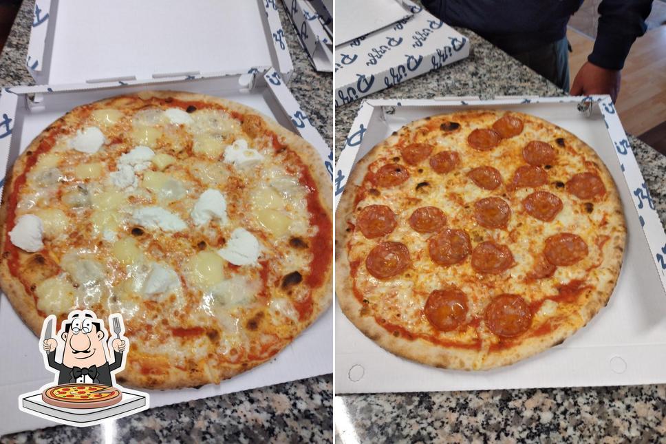 Ordina tra le molte varianti di pizza