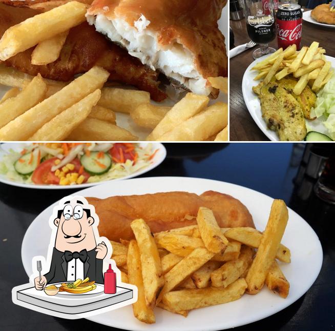 Prueba sus patatas a la francesa en Rock Fish and Chips