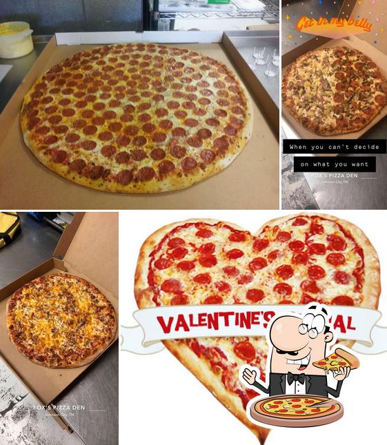 Fox's Pizza Den, 104 University Pkwy 3 in Johnson City Restaurant