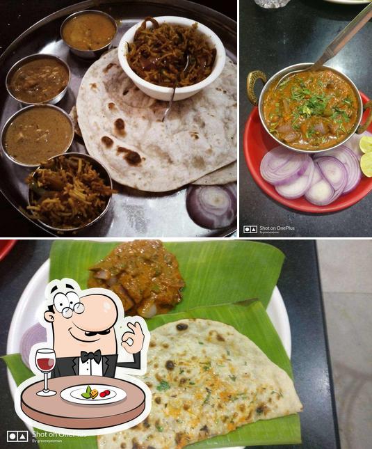 Food at Shree Guru Sasyahaari Family Restaurant