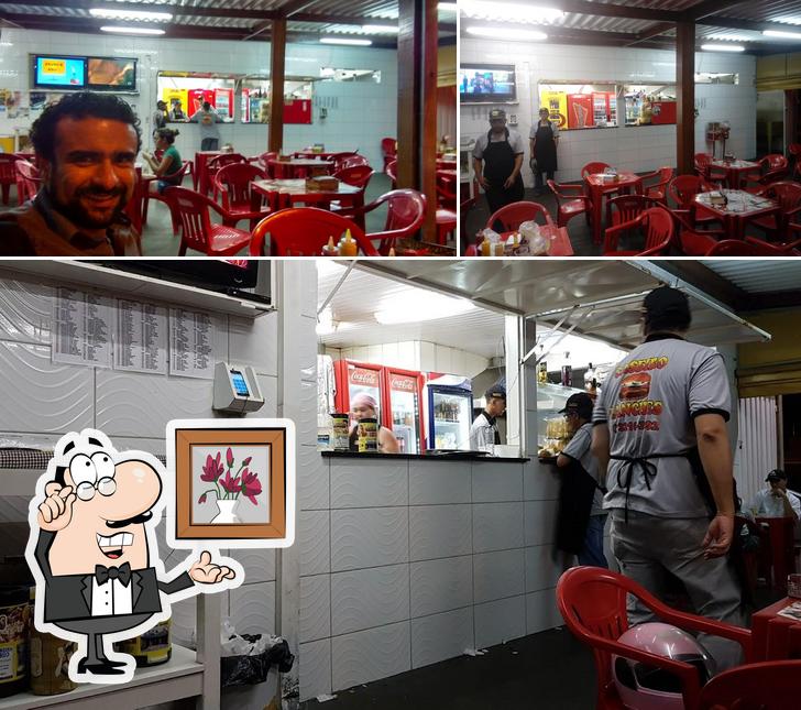 O interior do Caseiro Lanches