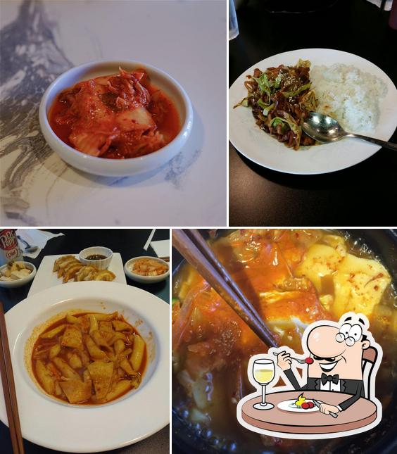 Platos en Kimchi Korean Restaurant