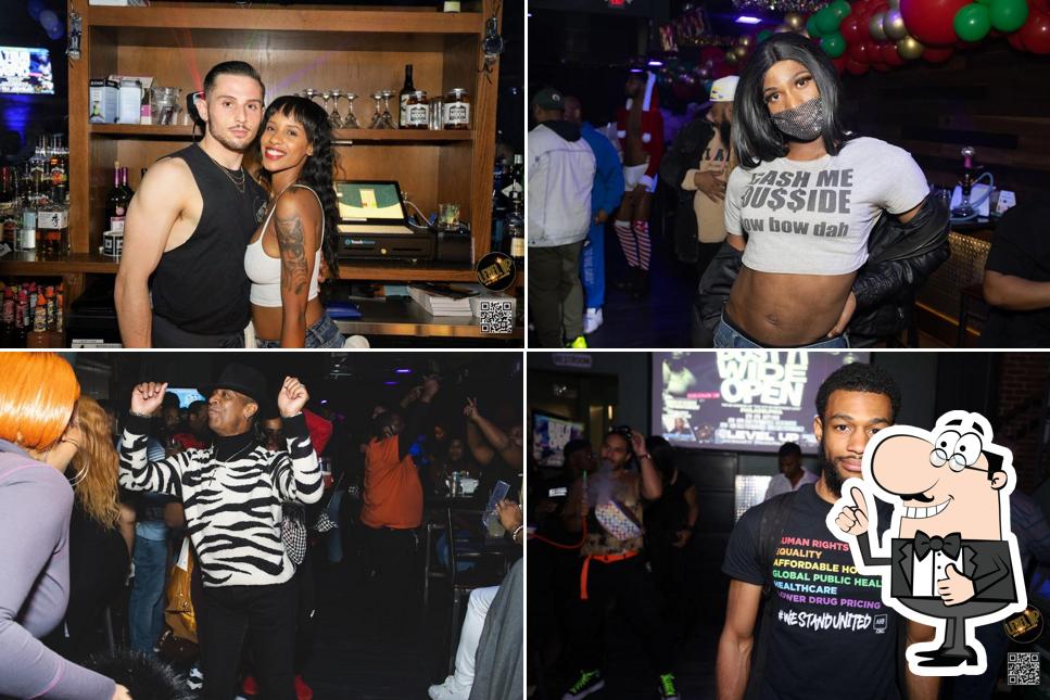 Level Up Bar & Lounge in Philadelphia Restaurant menu and reviews
