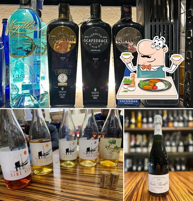 La immagine della cibo e vino di ENOTECA SANTAMARIA