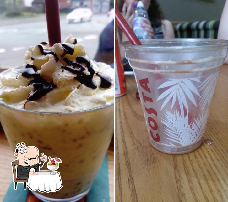 Costa Coffee te ofrece una buena selección de postres