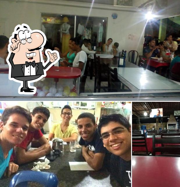 O interior do Pizza Palace