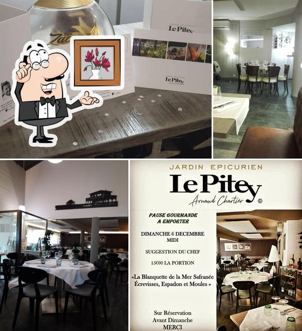 L'intérieur de Restaurant Le Pitey