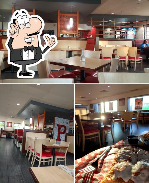 L'intérieur de Pizza Hut