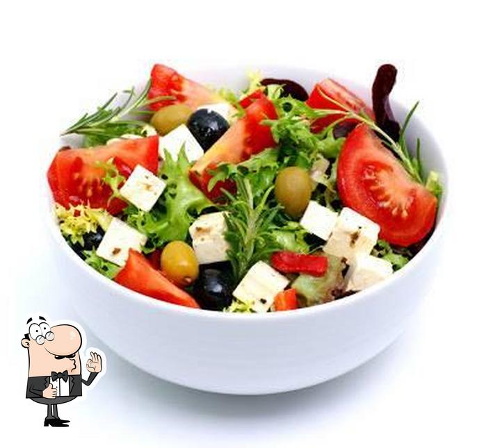 Снимок паба и бара "Balck salads"