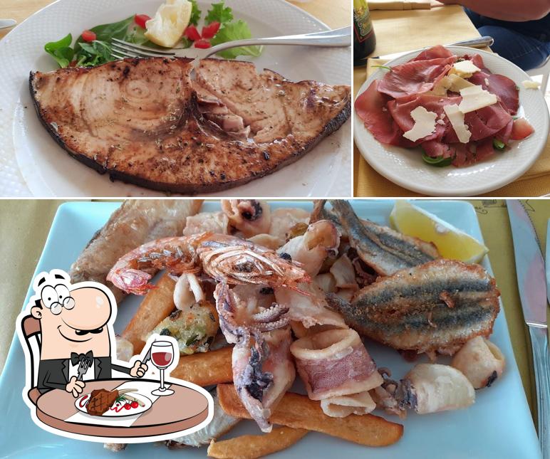 Scegli i piatti di carne a Ristorante Bagni Marisa