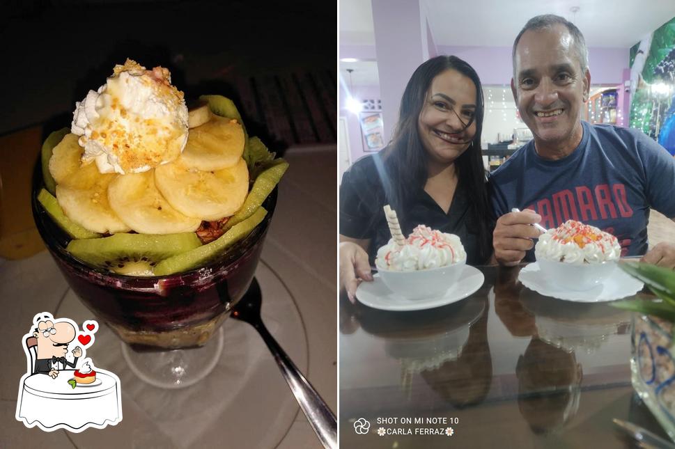 Açaí e Cafeteria Beach Alcobaça provê uma escolha de pratos doces