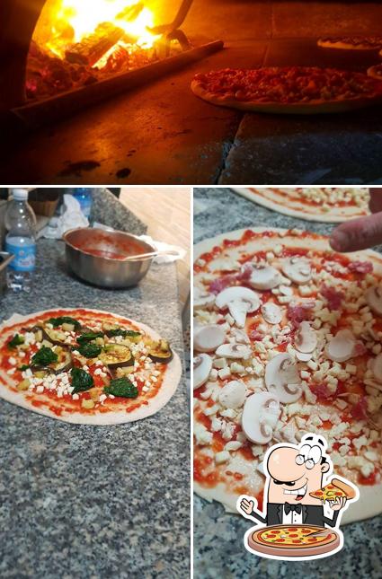 Prenditi una pizza a Pizzeria civico 14