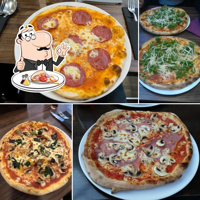 Order pizza at Pastiamo