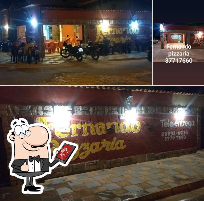 Dê uma olhada a ilustração ilustrando exterior e interior no Pizzaria Fernando