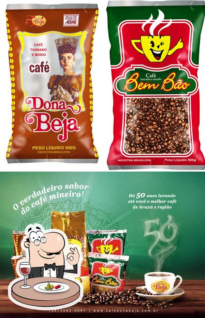 Comida em Café Dona Beja