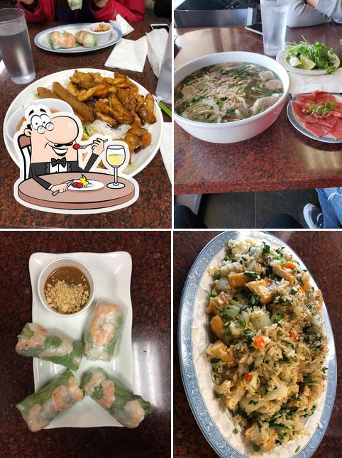 Phở Saigon Bay, 1537 Howe Ave In Sacramento - Restaurant Menu And Reviews