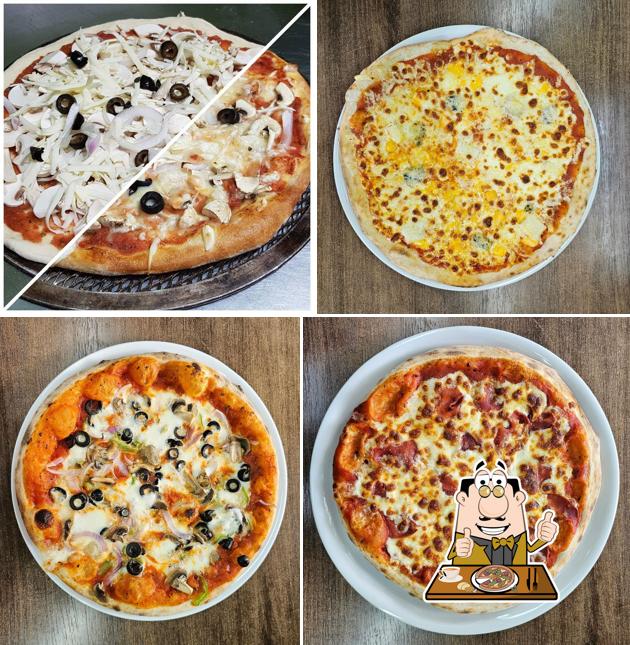 Pick pizza at deWeggie's