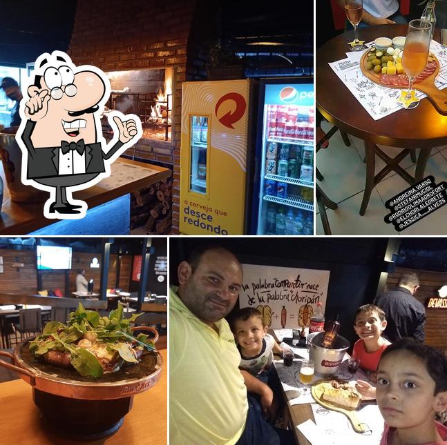 O interior do Junior Lanches - Gastrobar