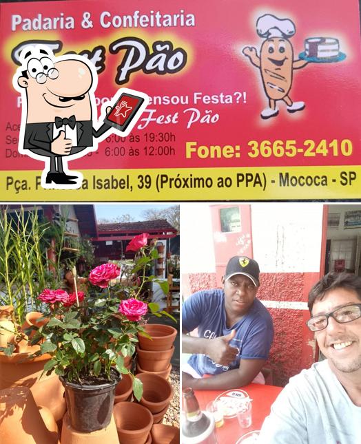 Look at the picture of Padaria Fest Pão