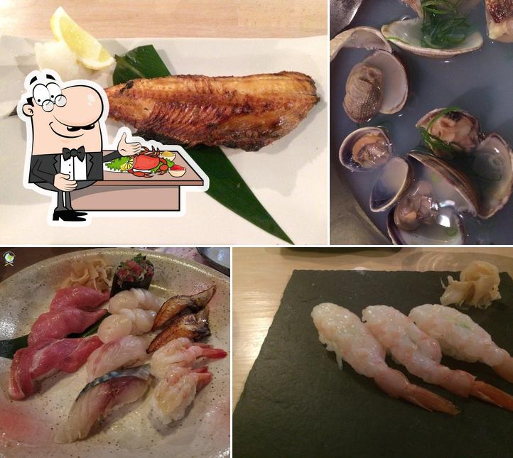 Попробуйте блюда с морепродуктами в "Nagomi - Japanese Restaurant"