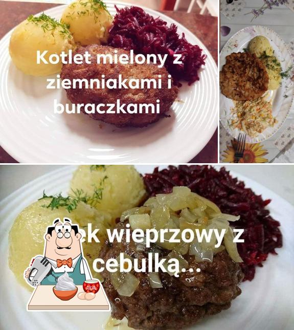 Jadłodajnia Hades provides a selection of desserts