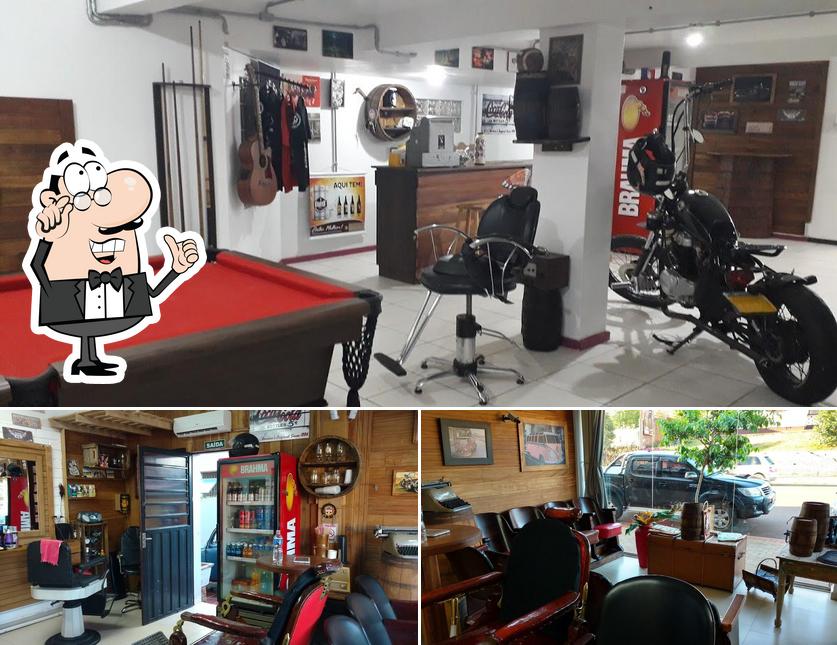 O interior do Barbearia do Beto