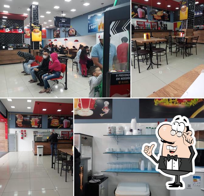 O interior do Rede da esfiha fast food