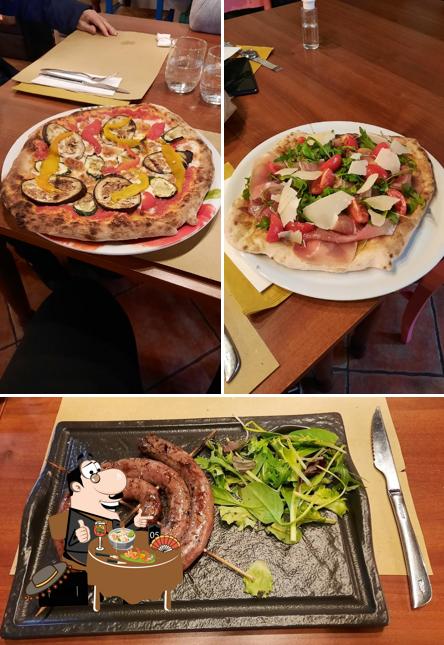 Platti al Ristorante pizzeria bar "Buffalo grill food"
