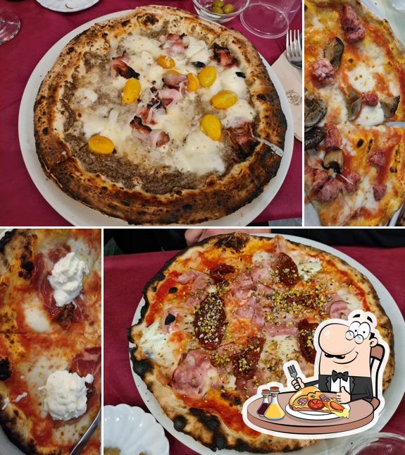 Choisissez des pizzas à PIZZERIA LA CICILERA - CAPURSO