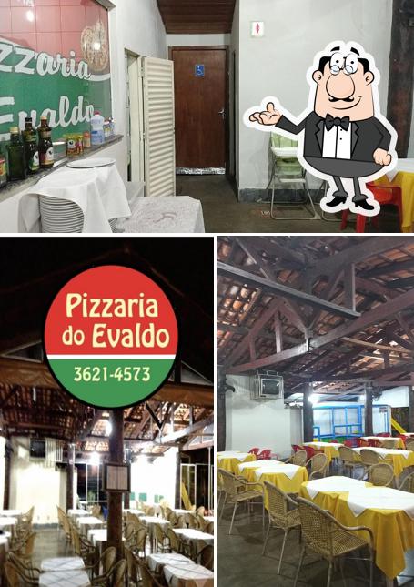 O interior do Pizzaria do Evaldo