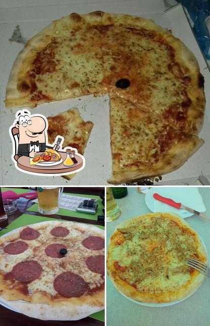 Scegli tra le svariate varianti di pizza