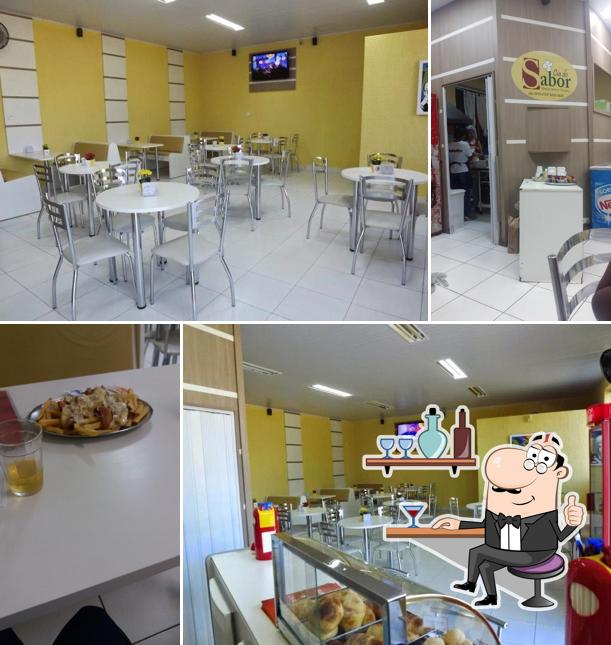 O interior do Batata da Hora Lanches e Café