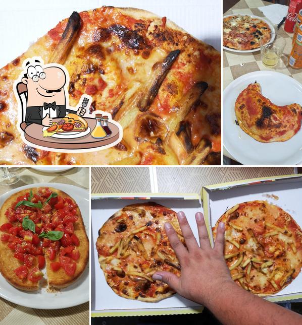 Ordina una pizza a Acqua e Farina