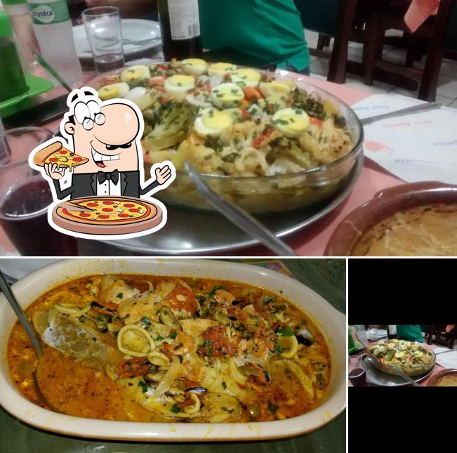 Experimente pizza no Restaurante e Lanchonete Família Fujii