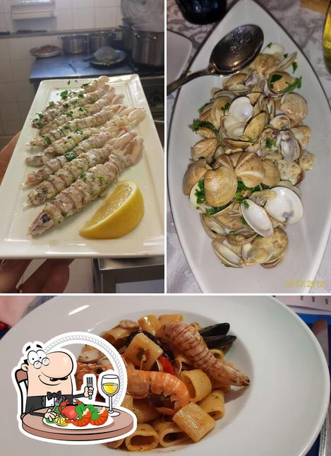 Закажите блюда с морепродуктами в "Trattoria Lo Monte - Ristorante Di Pesce"