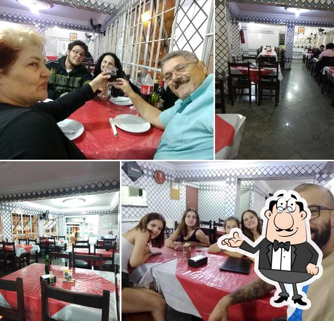 O interior do Pizzaria La Bambina